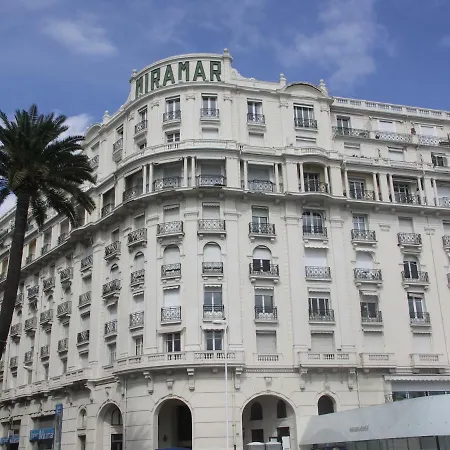 Palais Miramar * Cannes